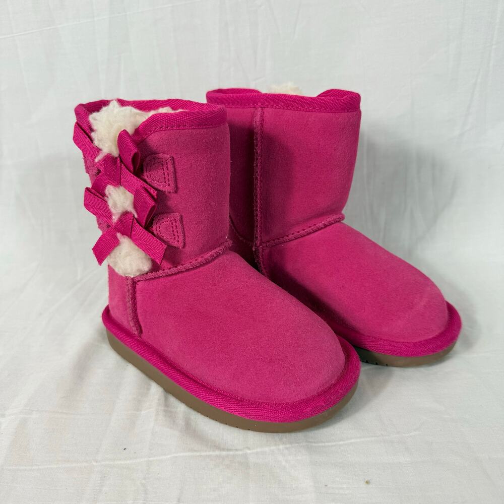 Koolaburra UGG Sz 6 1090330 Girls Pink Suede Shearling Lined Boots Bows Victoria